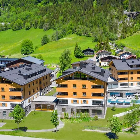 Stunning In Klsterle With 3 Bedrooms, Wifi And Heated Swimming Pool * Klosterle am Arlberg